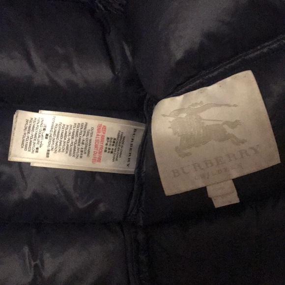 Boys Burberry Coat - Picture 2 of 2